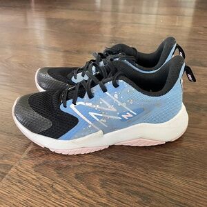 New balance shoes